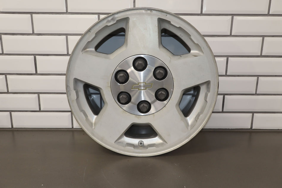 2004 Chevrolet Suburban 1500 Wheel OEM