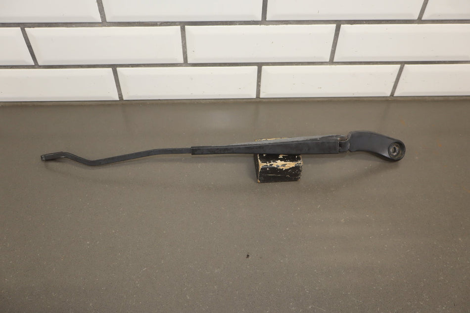 2004 Dodge Dakota Sport Wiper Arm Pair