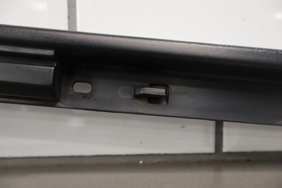 2003-2009 Hummer H2 SUV Driver Left Rear Roof Molding 15241411