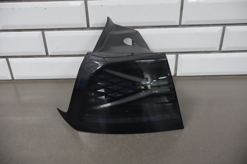 2020-2024 Tesla Model Y Taillight Set OEM