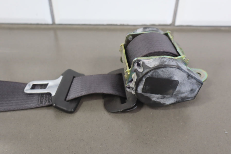 2005 Chevrolet Corvette C6- Front Seat Belt