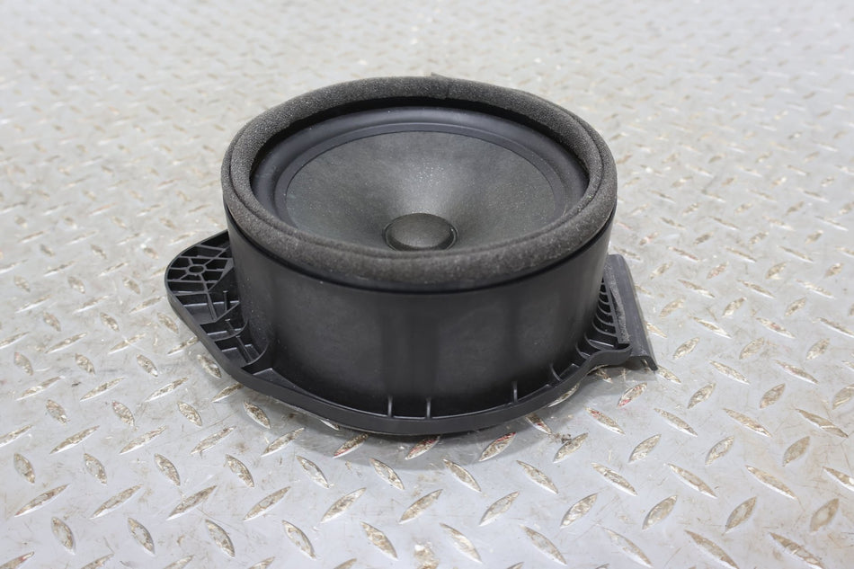2014 Chevrolet Camaro- Speakers