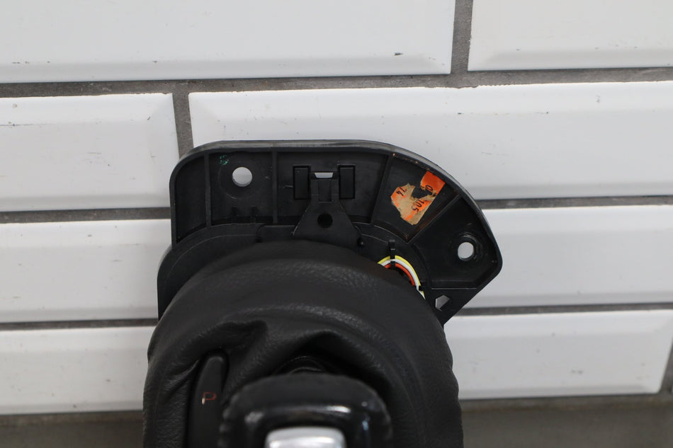 2006-2013 Chevrolet Corvette C6 Automatic Floor Shifter 25913058