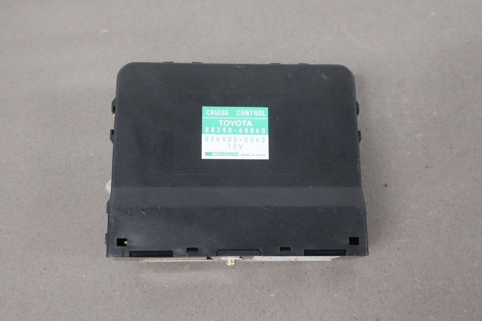 1994 Toyota Land Cruiser- Chassis Control Module