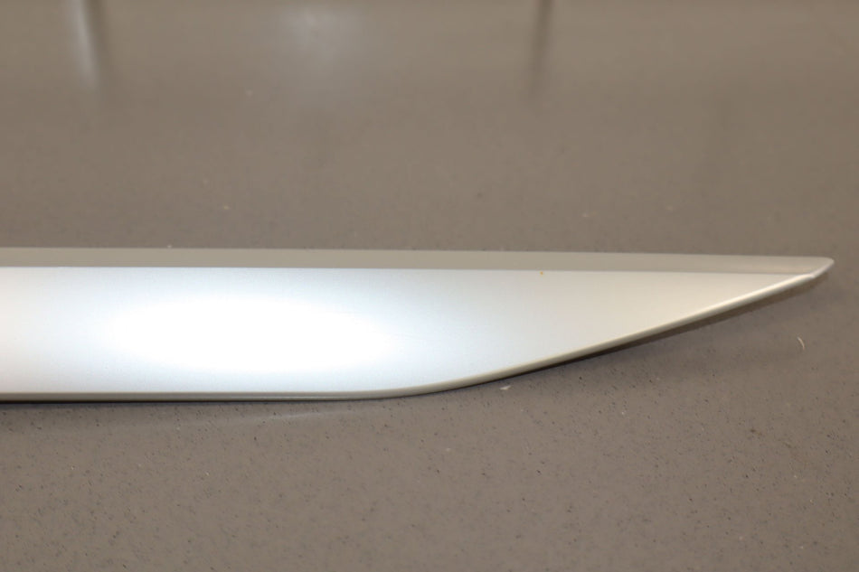 2023 Nissan Z- QUARTER PANEL MOULDING