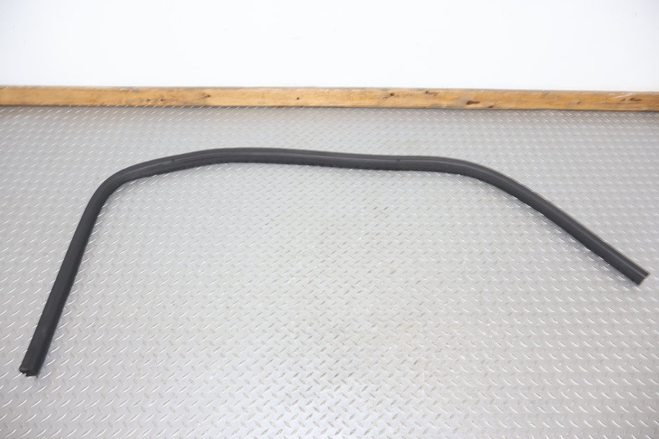 03-06 Chevy SSR RH Right Passenger Door WeatherStripping Seal W/Window Roof Seal