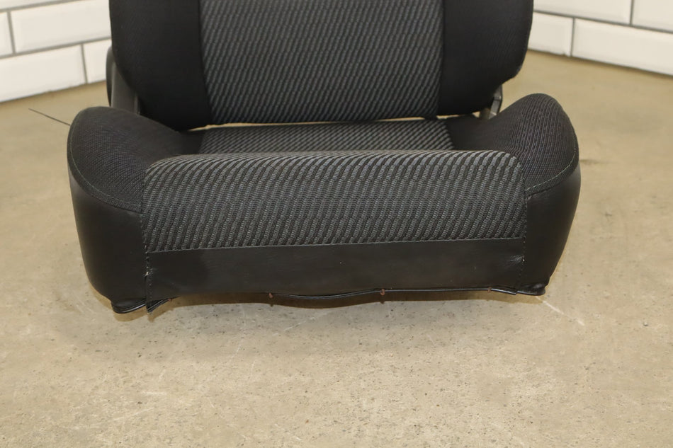 2000 Mazda MX-5 Miata Right Passenger Front Seat Cloth Black B0