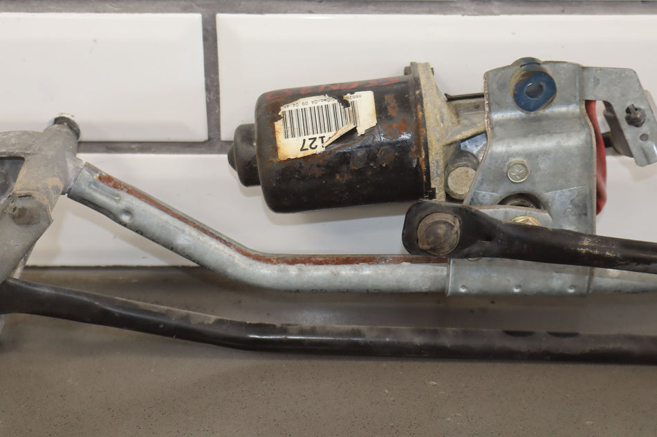 2005 Pontiac GTO- Wiper Linkage