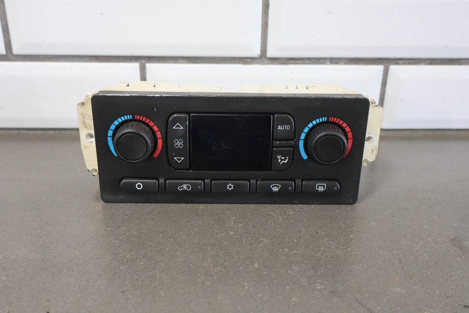 2003-2004 Hummer H2- Climate Control 15832311