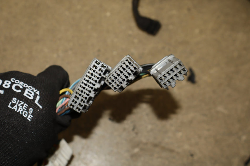 1991-1992 Toyota Land Cruiser FJ80 4.0L 3F-E Engine Wiring Harness OEM