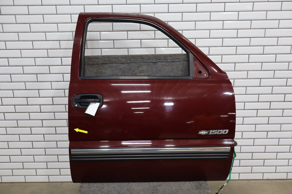 99-07 Chevy Silverado RH Front Door Less Mirror Color 51