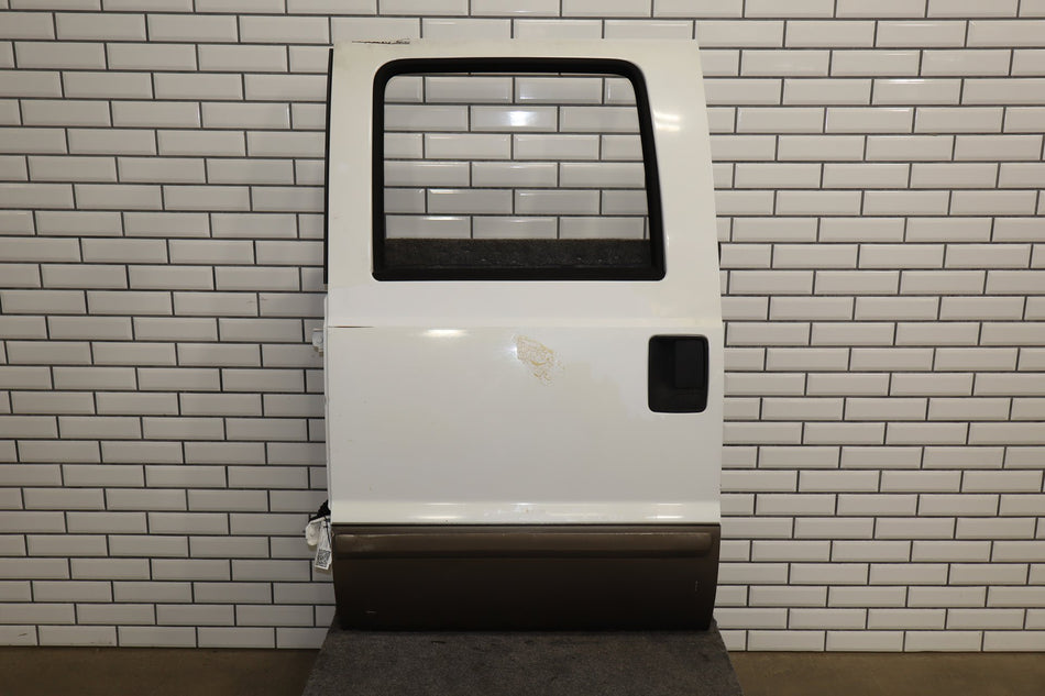 99-07 Ford F250 F350 Super Duty Crew Cab LH Rear Door OEM