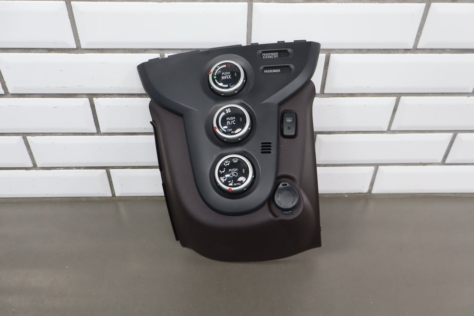 2012-2014 Mitsubishi i-MiEV Climate Control OEM