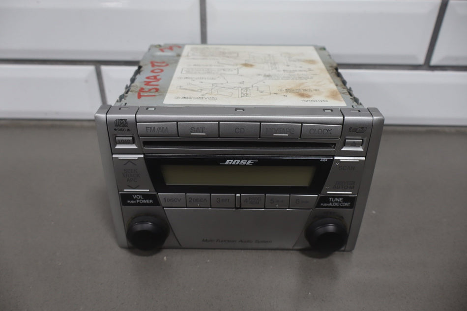 2005 Mazda MX-5 Miata Radio NE04669RX OEM