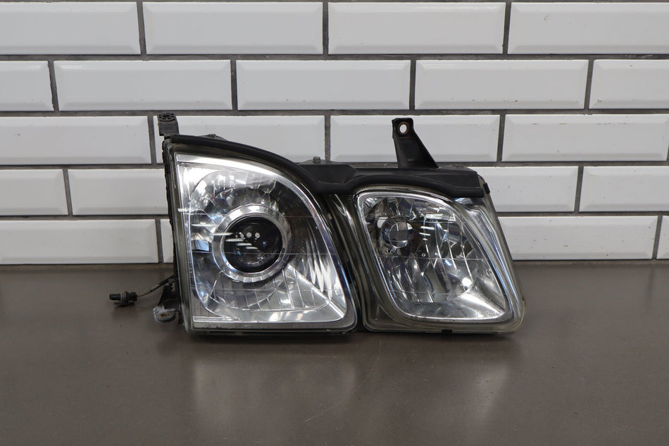 1998-2002 Lexus LX470 Glass Lens Right Headlamp 811106A082