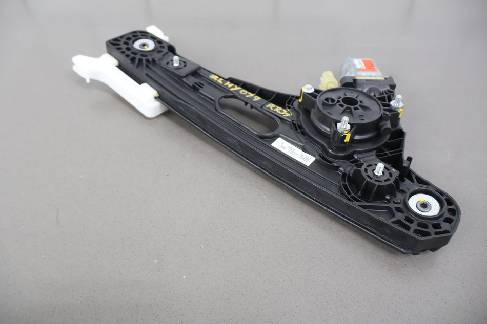 Side/rear/cargo Regulator HYUNDAI VELOSTER Right 19 20