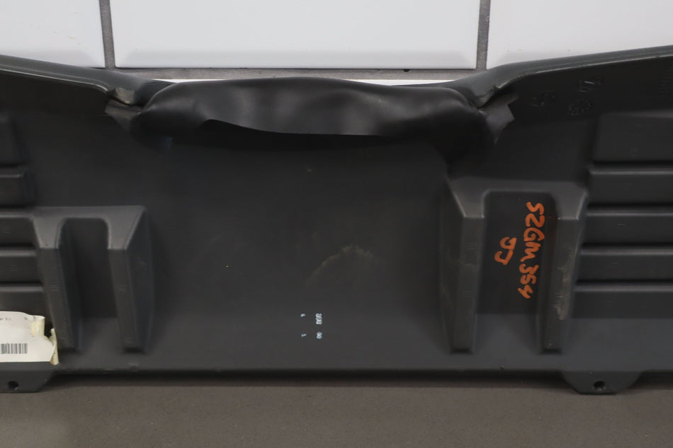 01-02 Chevy GMC 2500HD Dashboard Pick Panel Knee Bolster Graphite 12D