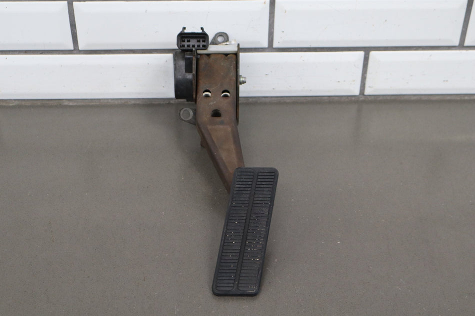 97-04 Chevy Corvette C5 Accelerator Gas Pedal OEM