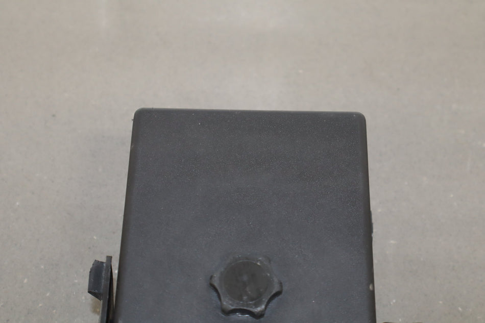 1999-2004 Chevrolet Corvette C5 Interior Fuse Box 12193792