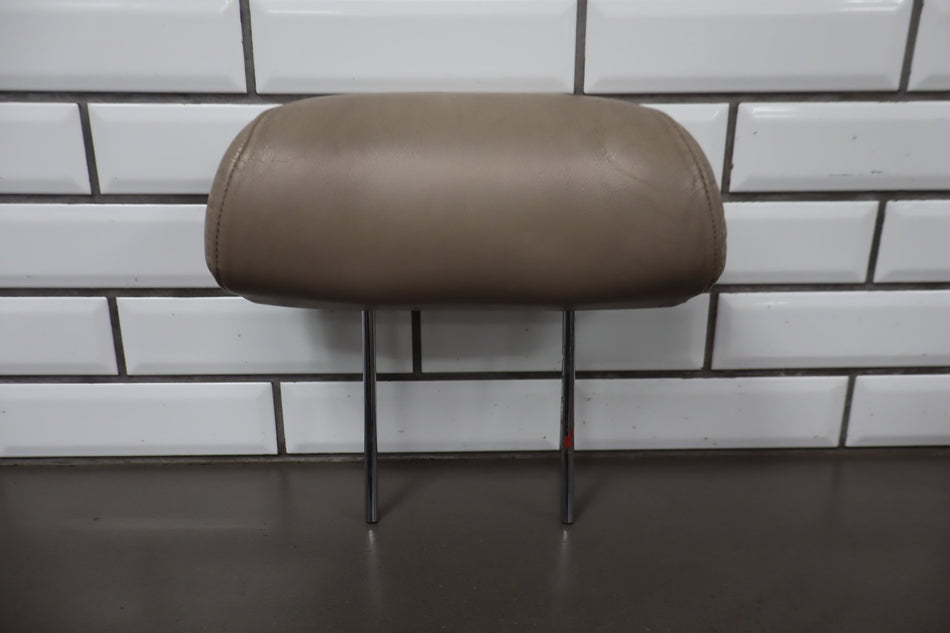 1997 Toyota Land Cruiser FZJ80- Right Front Seat Head Rest
