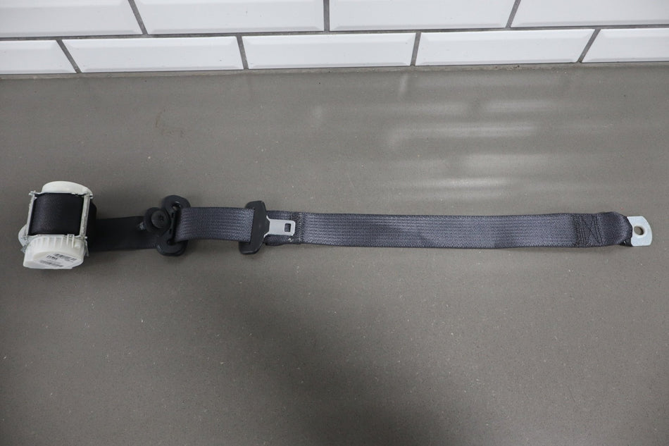 2015 Ram 1500 Laramie Left Rear Seat Belt Black X9