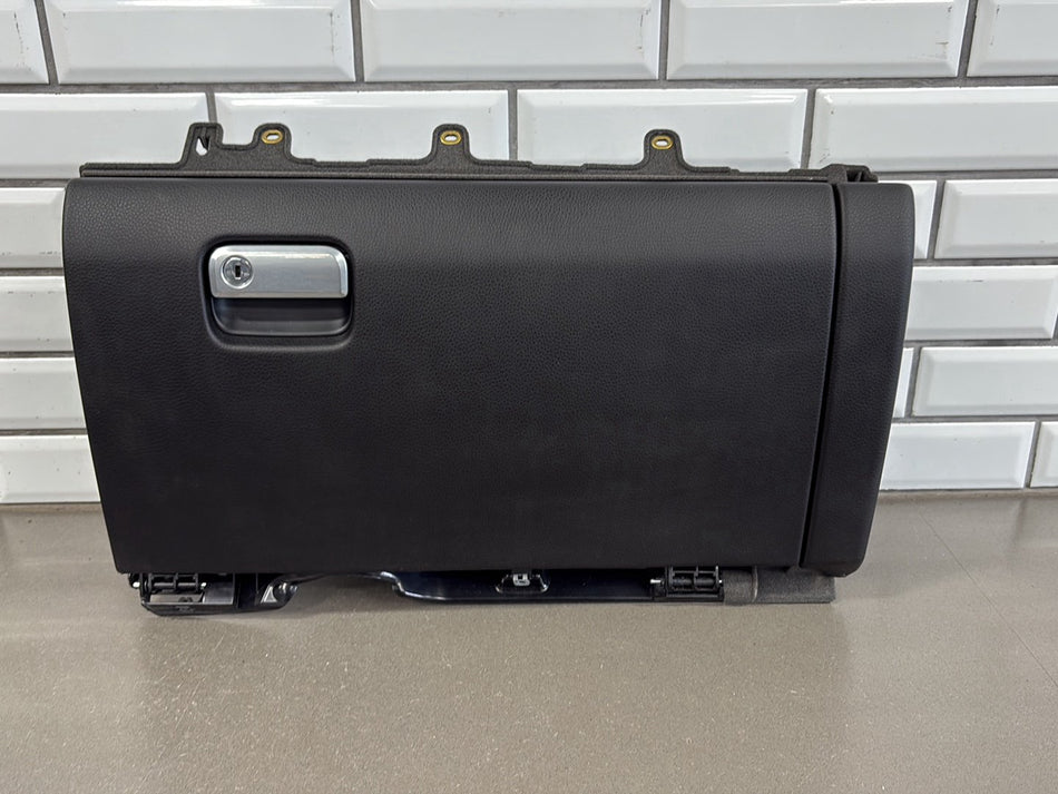 2011 Porsche Cayenne Glove Box Black MA