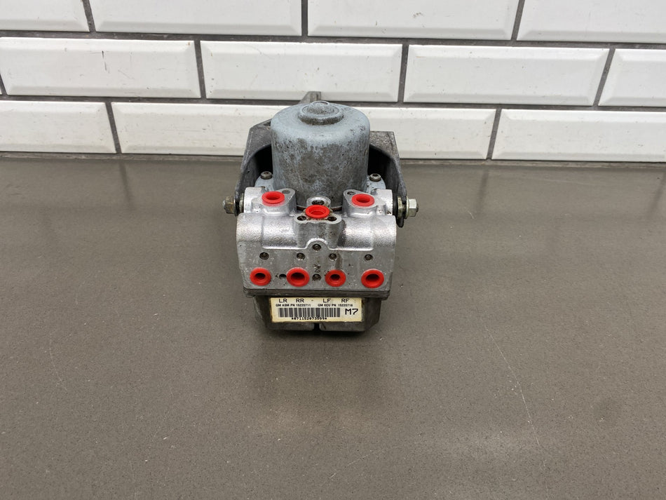 05-08 Chevy Corvette C6 ABS Pump Module