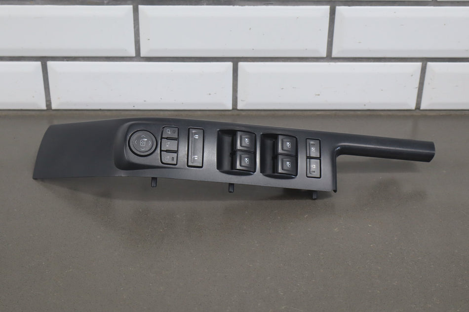 2014-2018 GMC Sierra Crew Cab Left Front Window Switch OEM