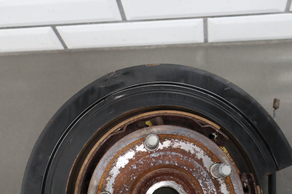 2014 Jeep Grand Cherokee Limited Right Rear Suspension Spindle
