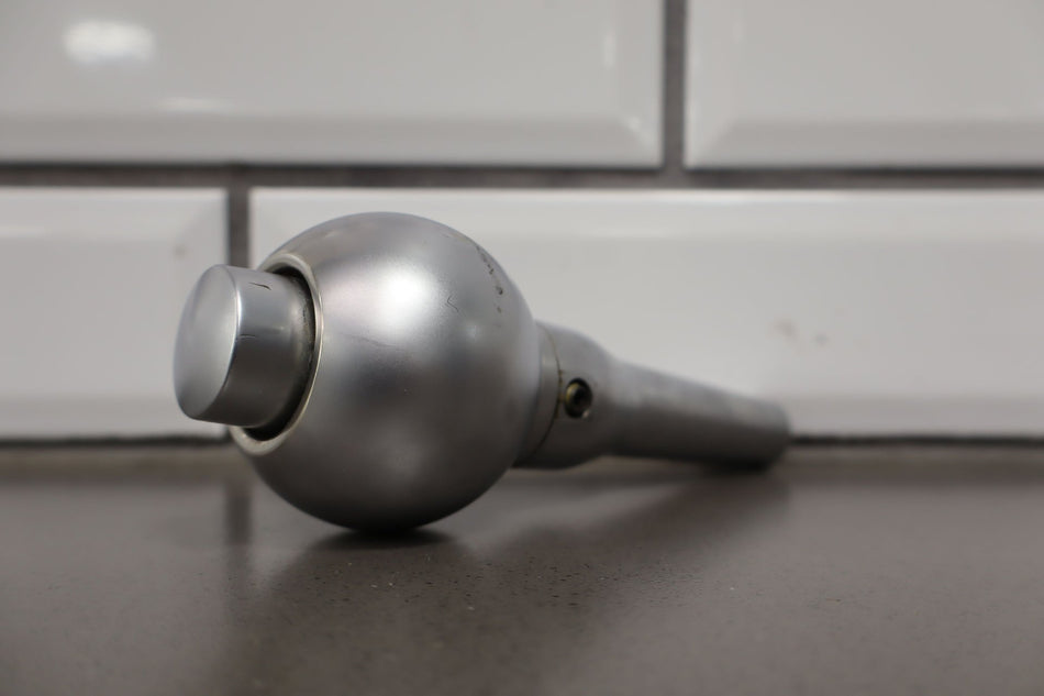 2004 Chevrolet SSR Shift Knob Automatic Satin Finish OEM