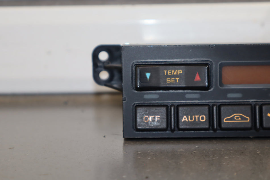 1992-1993 Chevrolet Corvette Climate Control 16162118 OEM