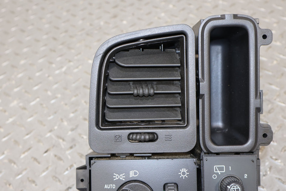 2003-2006 Chevrolet Suburban 2500 Headlight Switch With Fog Light Cubby
