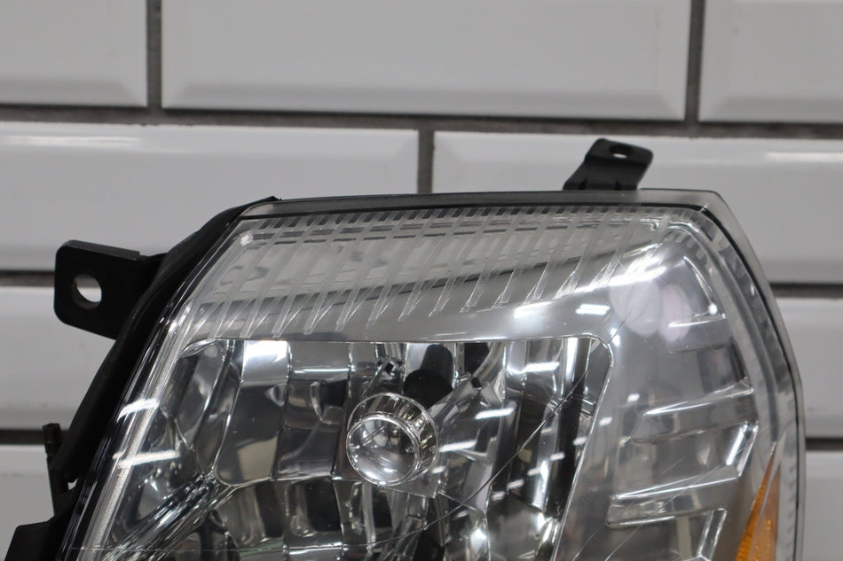 2007-2009 Cadillac Escalade ESV Base Left Headlamp 25897648