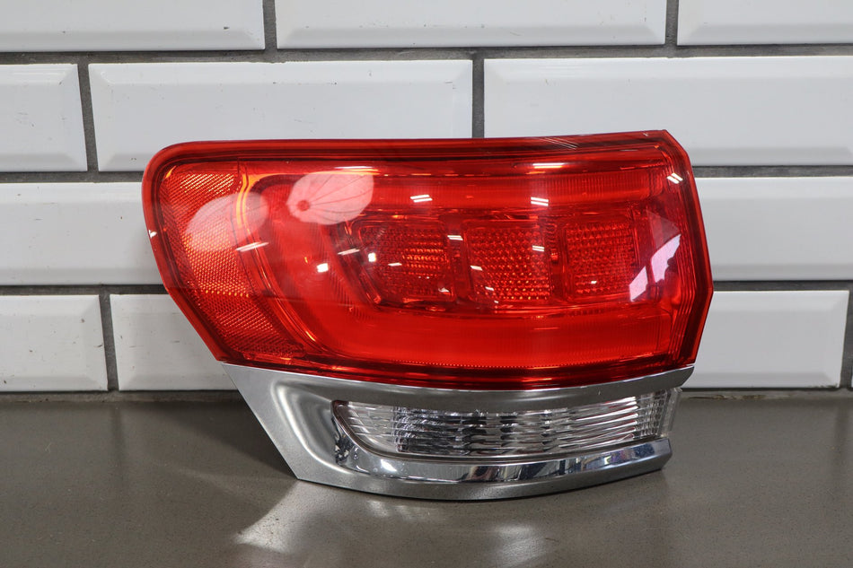 2014 Jeep Grand Cherokee Left Tail Light OEM