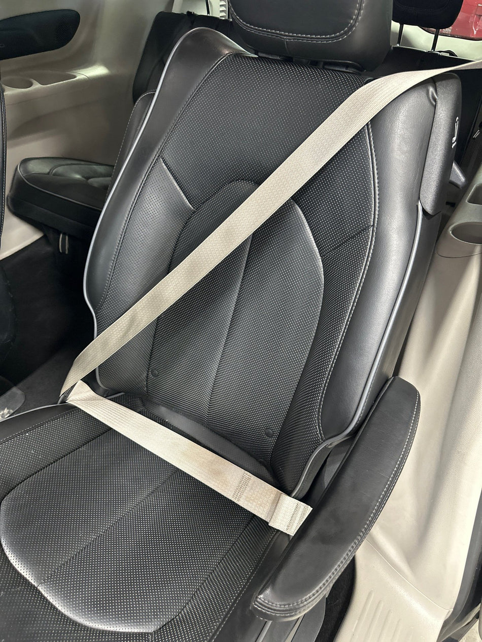 2018 Chrysler Pacifica- Rear Seat Belt