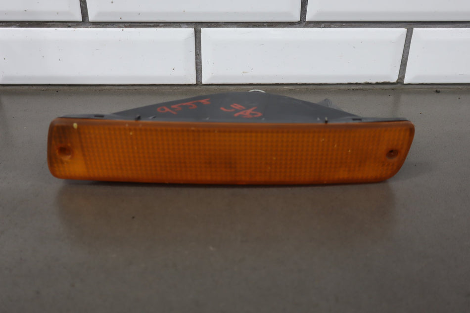 1991-1998 Toyota Land Cruiser Lexus LX450 Left Front Lamp Valance Mounted 8151060361