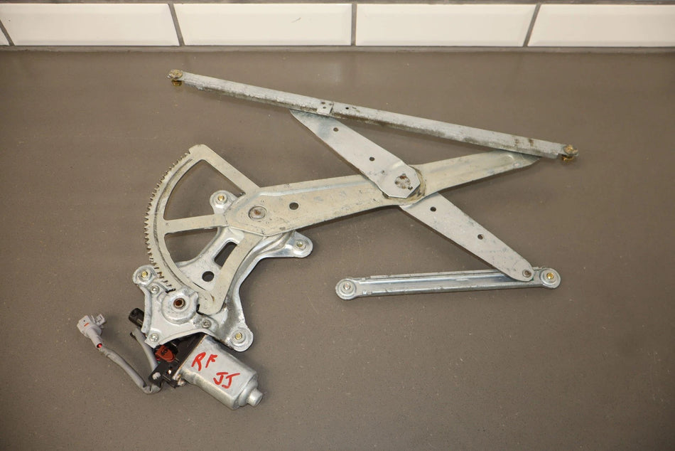 Right Front Door Regulator, 1999, Toyota, Land Cruiser