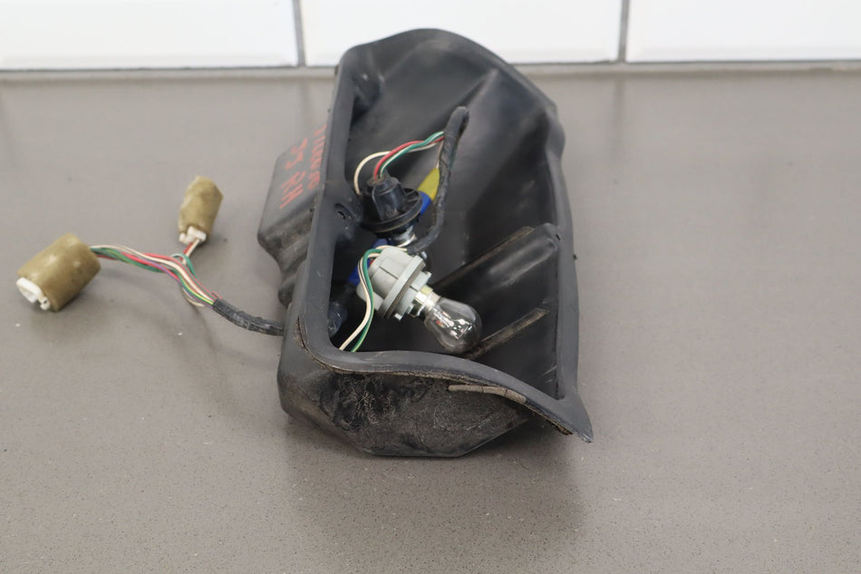 96-98 Lexus LX450 Right Passenger Tail Light Wiring Harness