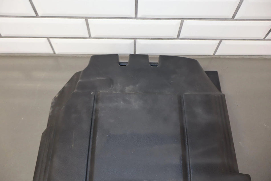 2010 Chevrolet Suburban 2500- Engine Cover