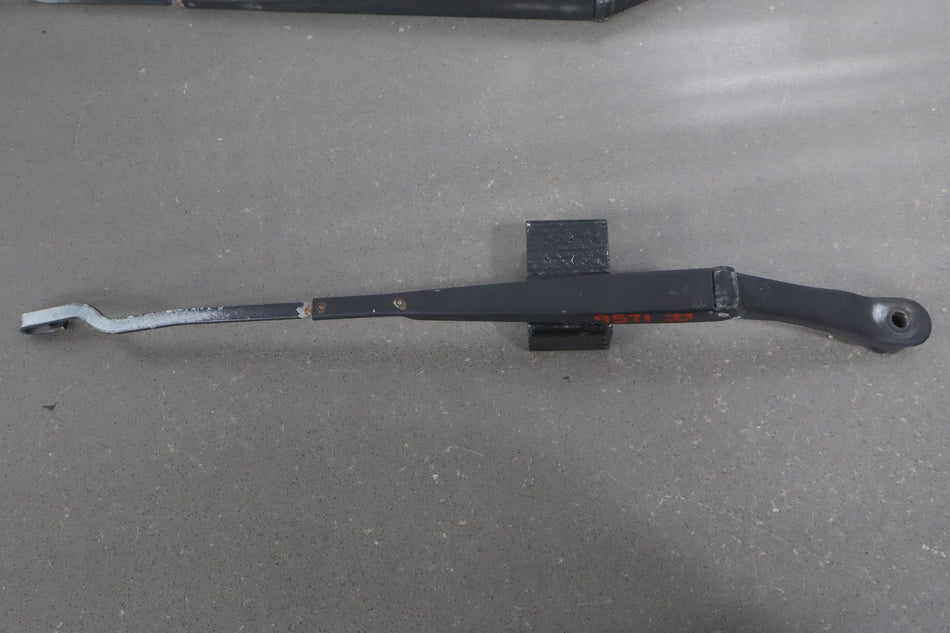 1991 Dodge Stealth- Wiper Arm Pair