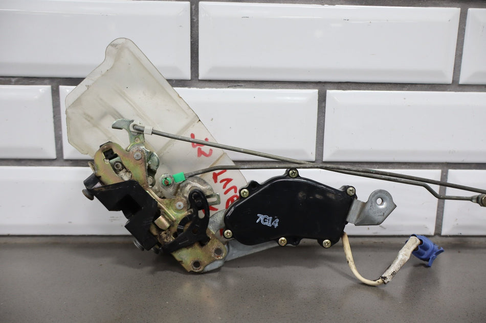 1997 Lexus LX450 J80- Left Rear Door Latch