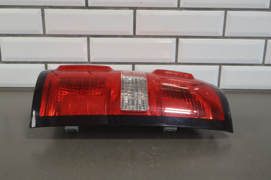 2007-2014 GMC Sierra Left Tail Light 25958484 OEM