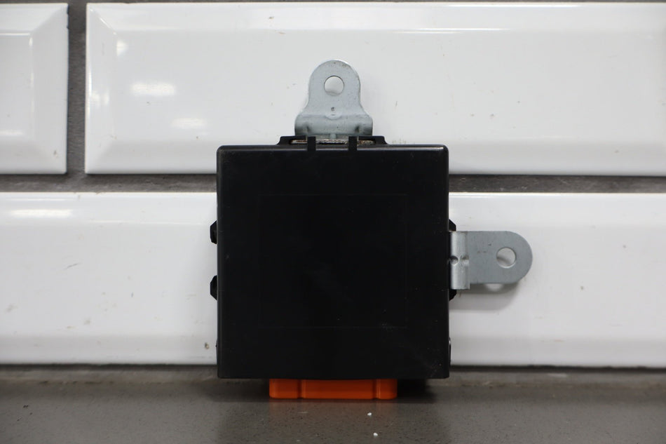 1992-1997 Toyota Land Cruiser Fj80 FZJ80 Door Control Relay 8598060110
