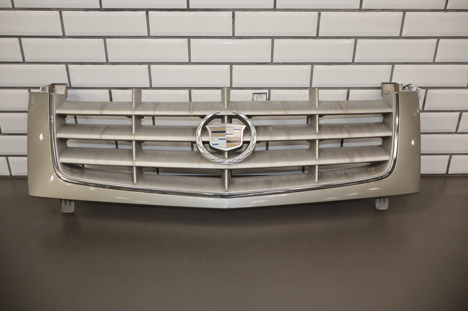 2002-2006 Cadillac Escalade OEM Front Grille Pewter Metallic 11U