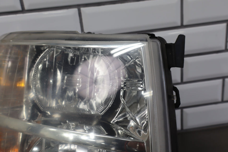 2013 Chevrolet Silverado 1500- Right Headlamp