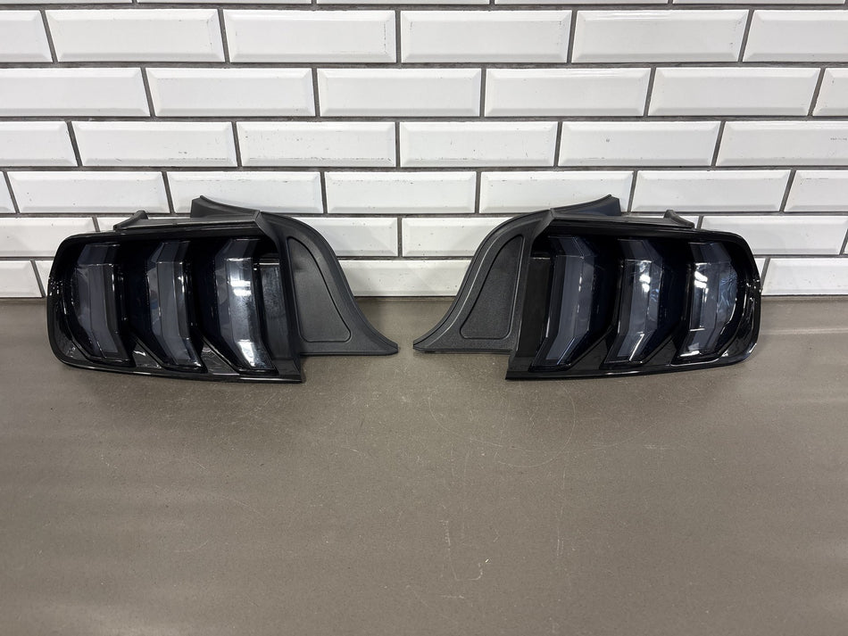 2018-2023 Ford Mustang S550 Driver Left LH LED Tail Light Lamp OEM