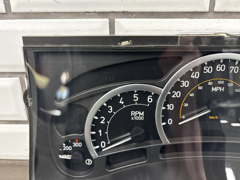 2005 Hummer H2 Speedometer Instrument Cluster MPH 112k Miles OEM 15223557