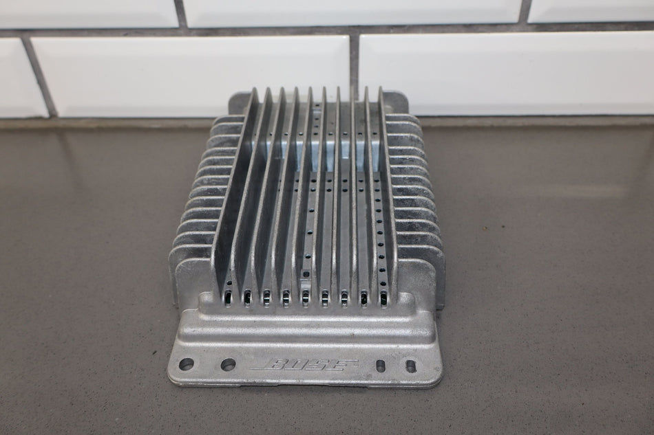 2004-2007 Hummer H2 Radio Amplifier 15267753