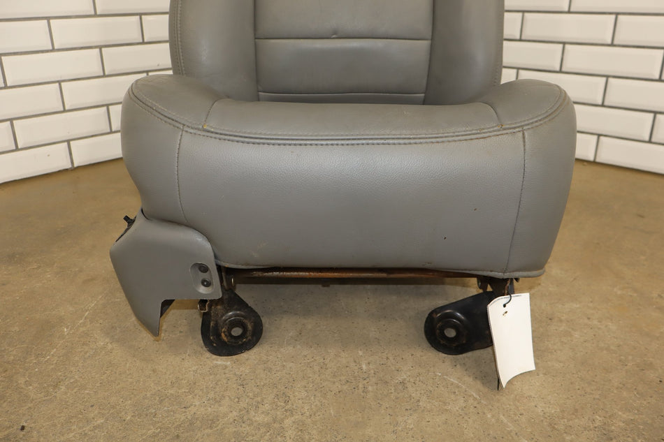 99-07 Ford F-250 F-350 Super Duty Right Front Seat Leather Medium Flint 52
