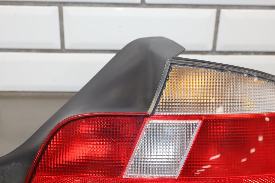 2000 BMW Z3 E36- Right Tail Light